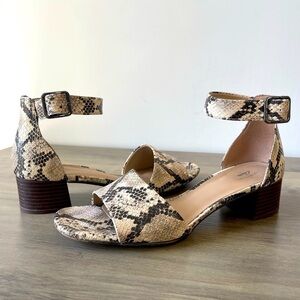 Clark’s Elisa Dedra Ultimate Comfort taupe snakeskin heeled sandal, size 10 wmn